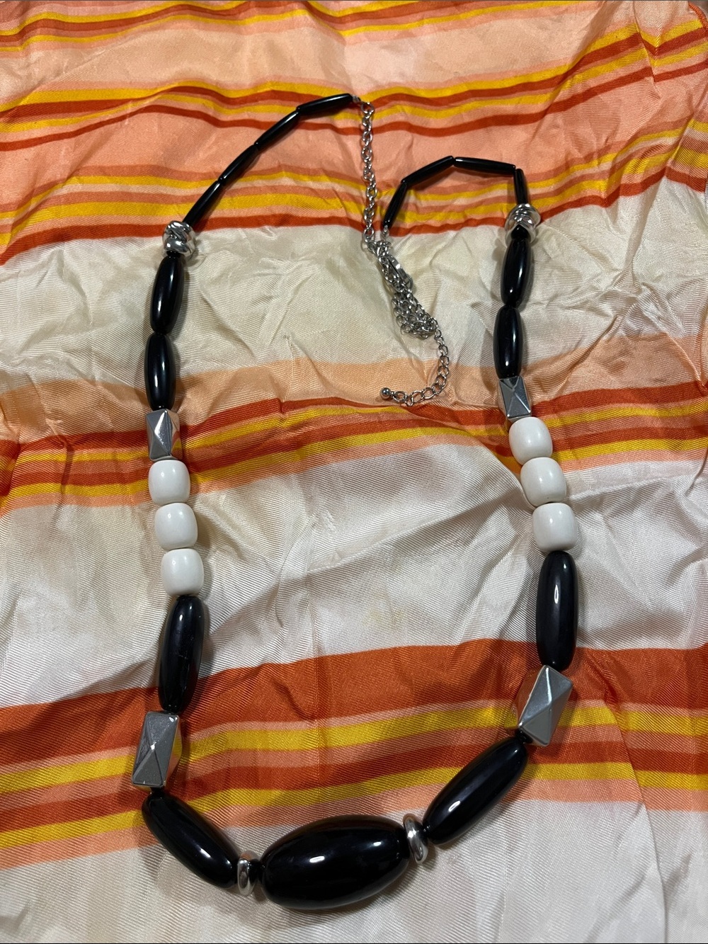 Classic Black and White Beaded Necklace — Timeless Contrast